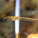 溶けたガラスはねじねじ