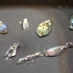 ダイクロガラス