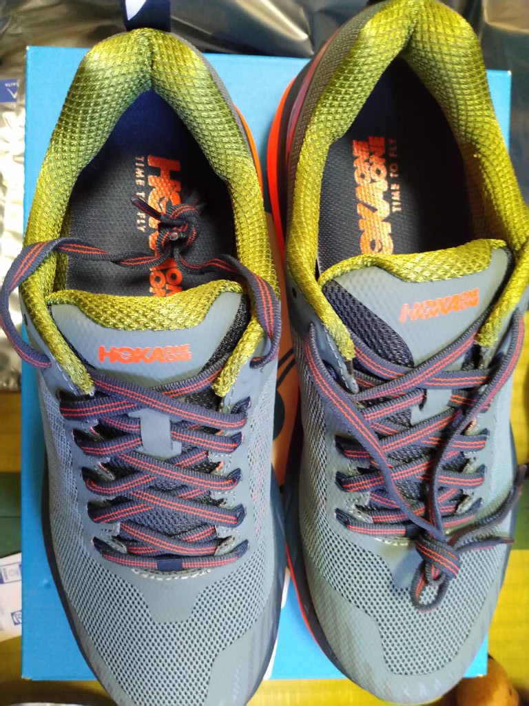 ホカオネオネ チャレンジャー ATR5