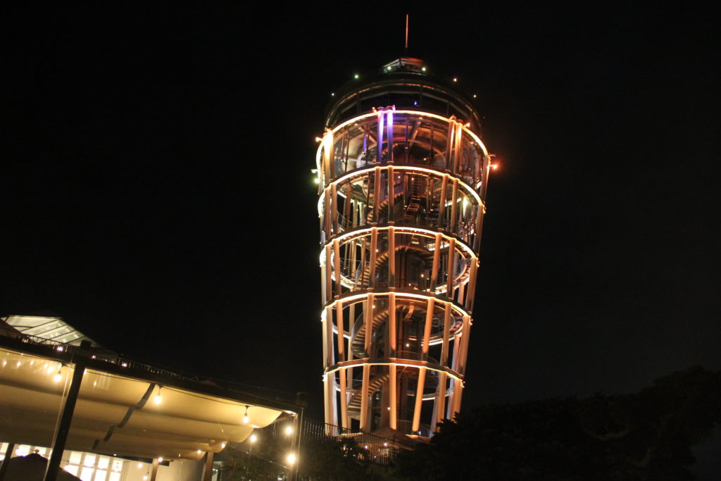 江の島シーキャンドル（展望灯台）